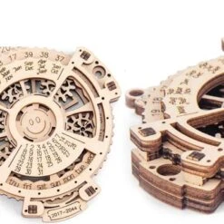 Brightake DIY Holz 3D Puzzle Zusammengesetztes Spielzeug Selbst Montage Mechanische Kalender Holz Getriebe Modell -Trendiger Spielzeugladen 30564704 03
